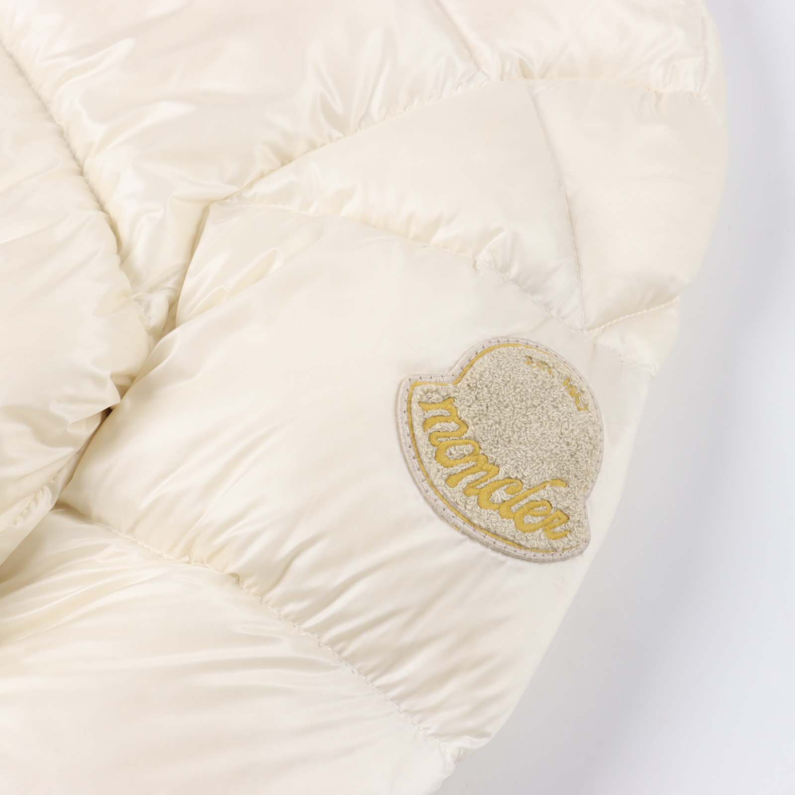 Moncler/蒙口 Tripiti 大标毛巾绣立领拉链羽绒服