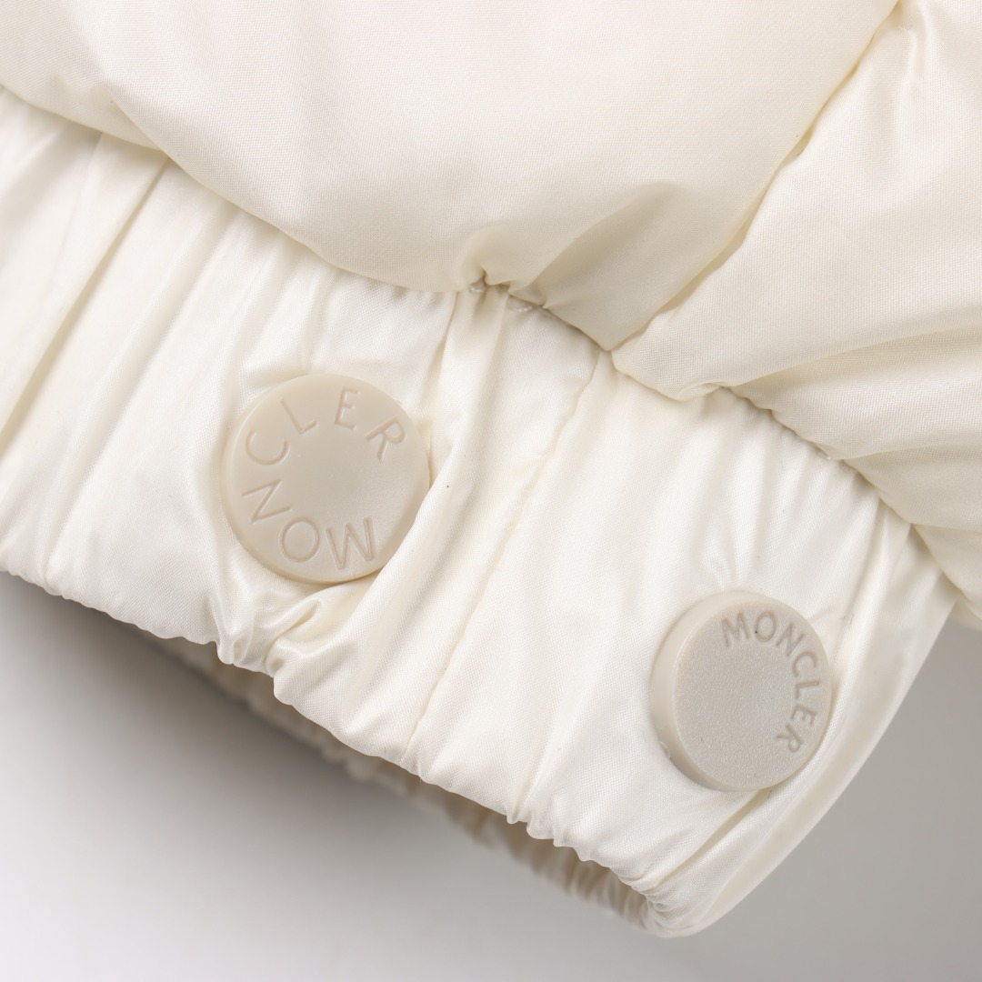 Moncler/蒙口 Tripiti 大标毛巾绣立领拉链羽绒服