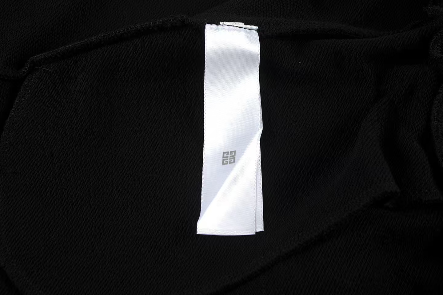 Givenchy Men's Black Cotton Blend Shorts with Lightning Graphic - M to 3XL 8 i1739372641631 953 0 6