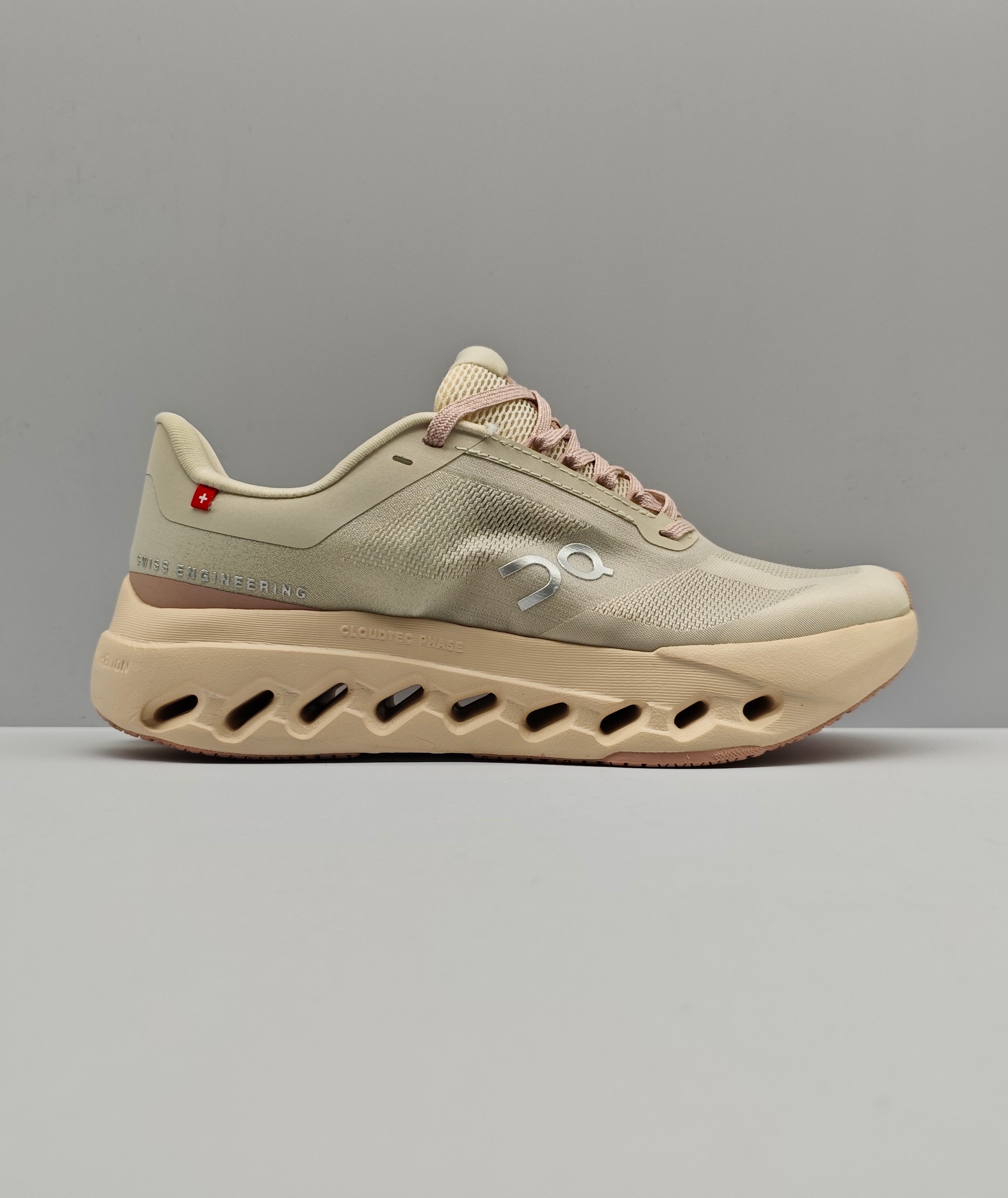 NO:408885,ON Cloudsurfer Next Lightweight, breathable, non-slip, wear-resistant, comfortable and versatile, shock-absorbing, and anti-shocking, men and women casual sports running shoes Size 36 37 38 39 40 41 42 43 44 45, casual shoes/sneakers, sneakers19860909ON Cloudsurfer Next 昂跑 轻量透气 防滑耐磨 舒适百搭 减震抗击 男女休闲运动跑鞋 尺码36 37 38 39 40 41 42 43 44 45,休闲鞋/运动鞋,sneakers,Women's Shoes