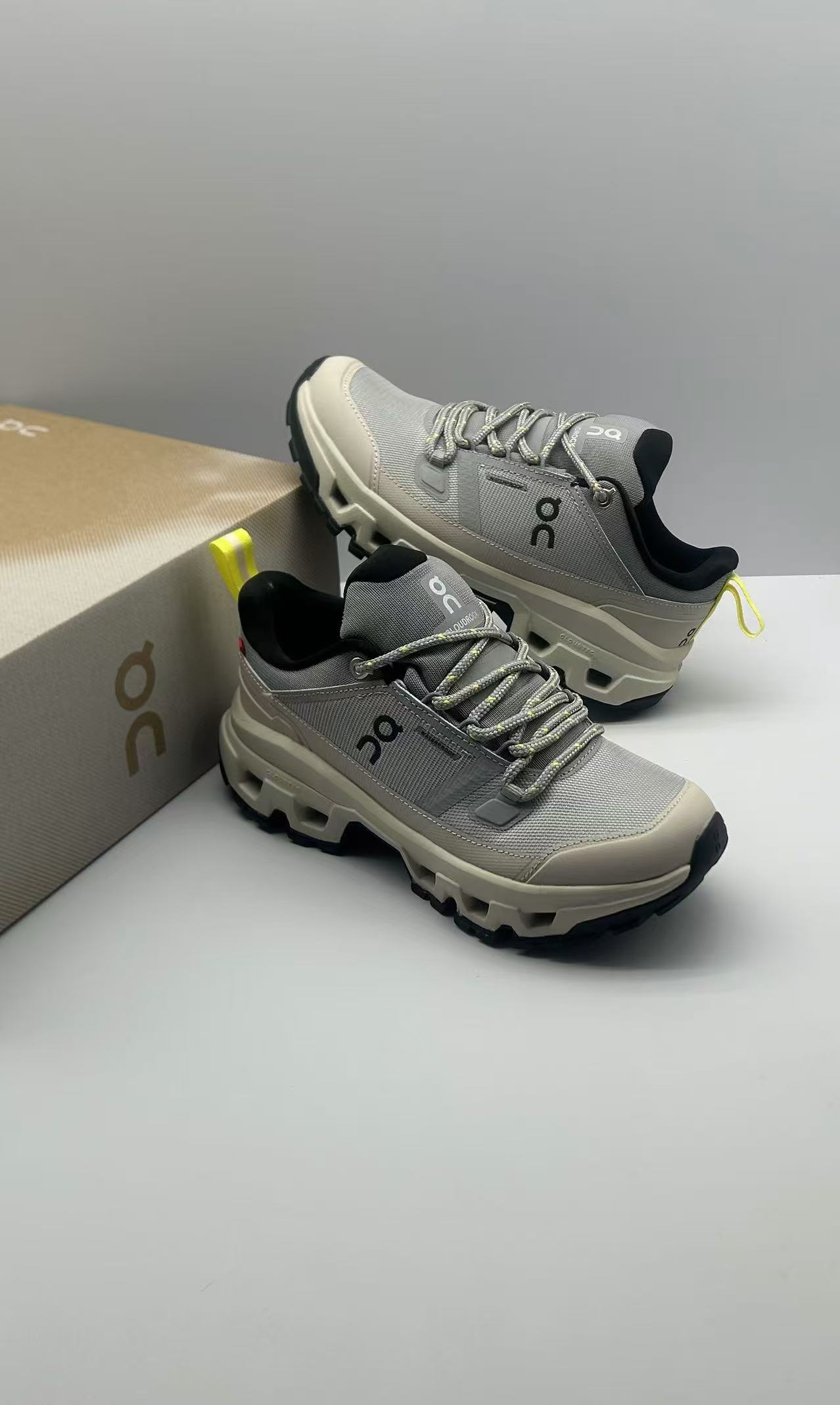 “Durable Waterproof Hiking Shoes for Outdoor Expeditions in Various Sizes” - 图片 7
