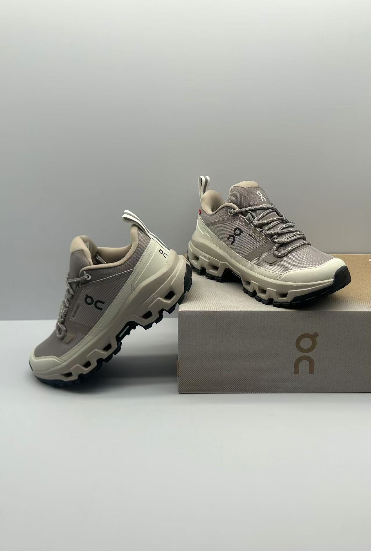 Durable Waterproof Hiking Shoes for Outdoor Expeditions in Various Sizes - 图片 8