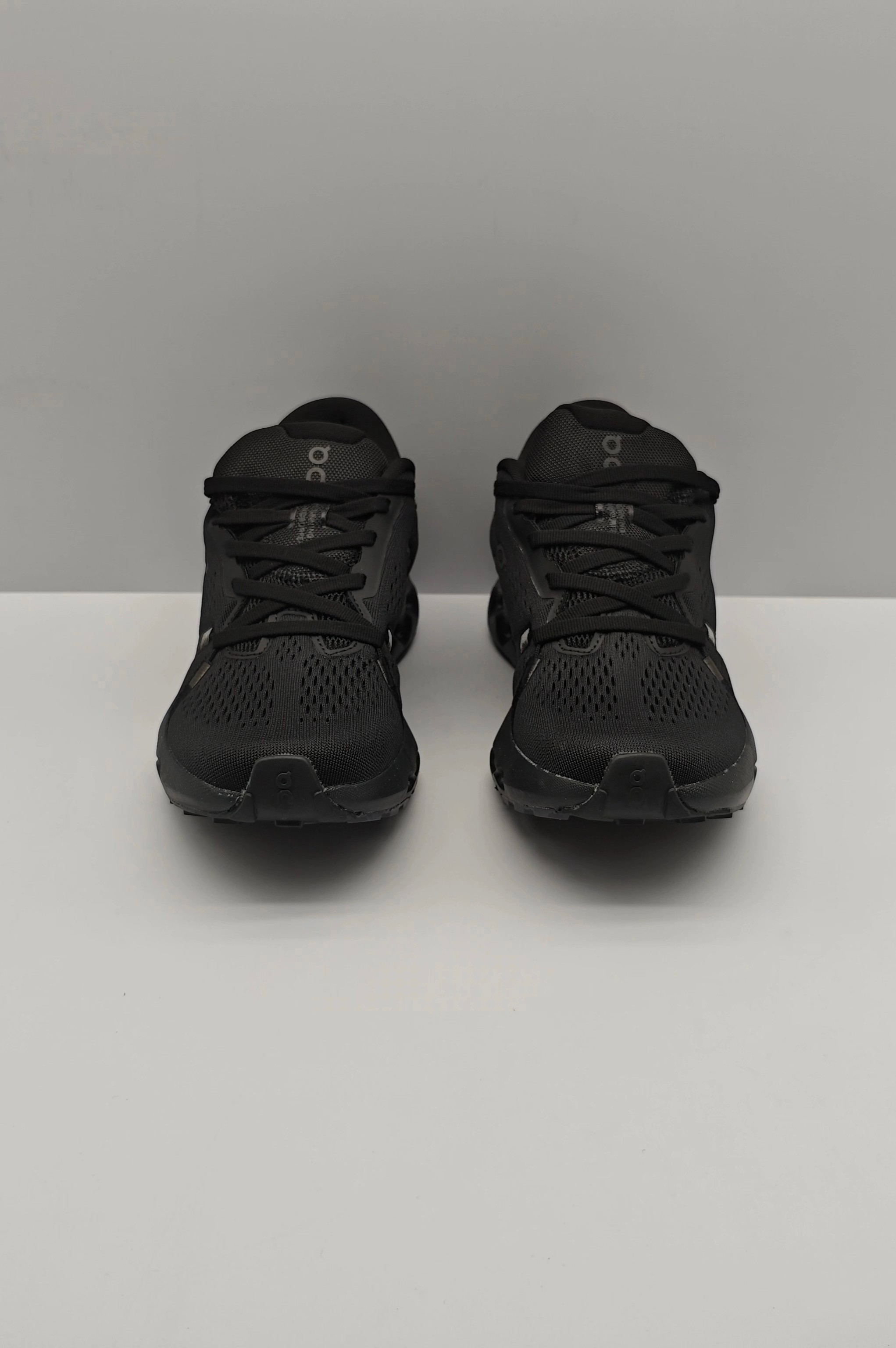 “New Claudsurfer 2 Leisure Sneakers: Light, Smooth, Comfy, Various Sizes Available” - 图片 2