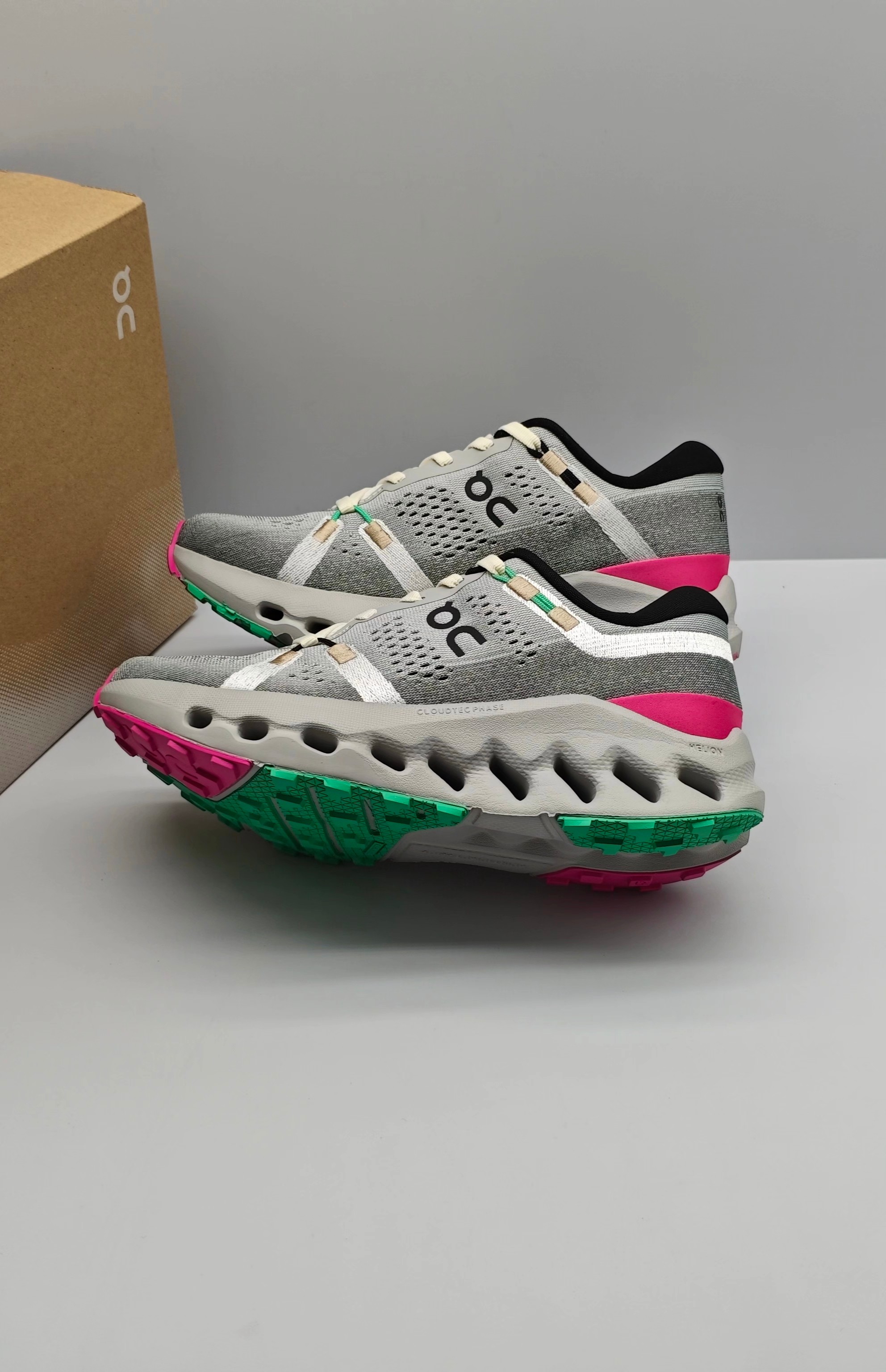 “New Claudsurfer 2 Leisure Sneakers: Light, Smooth, Comfy, Multiple Sizes Available” - 图片 4