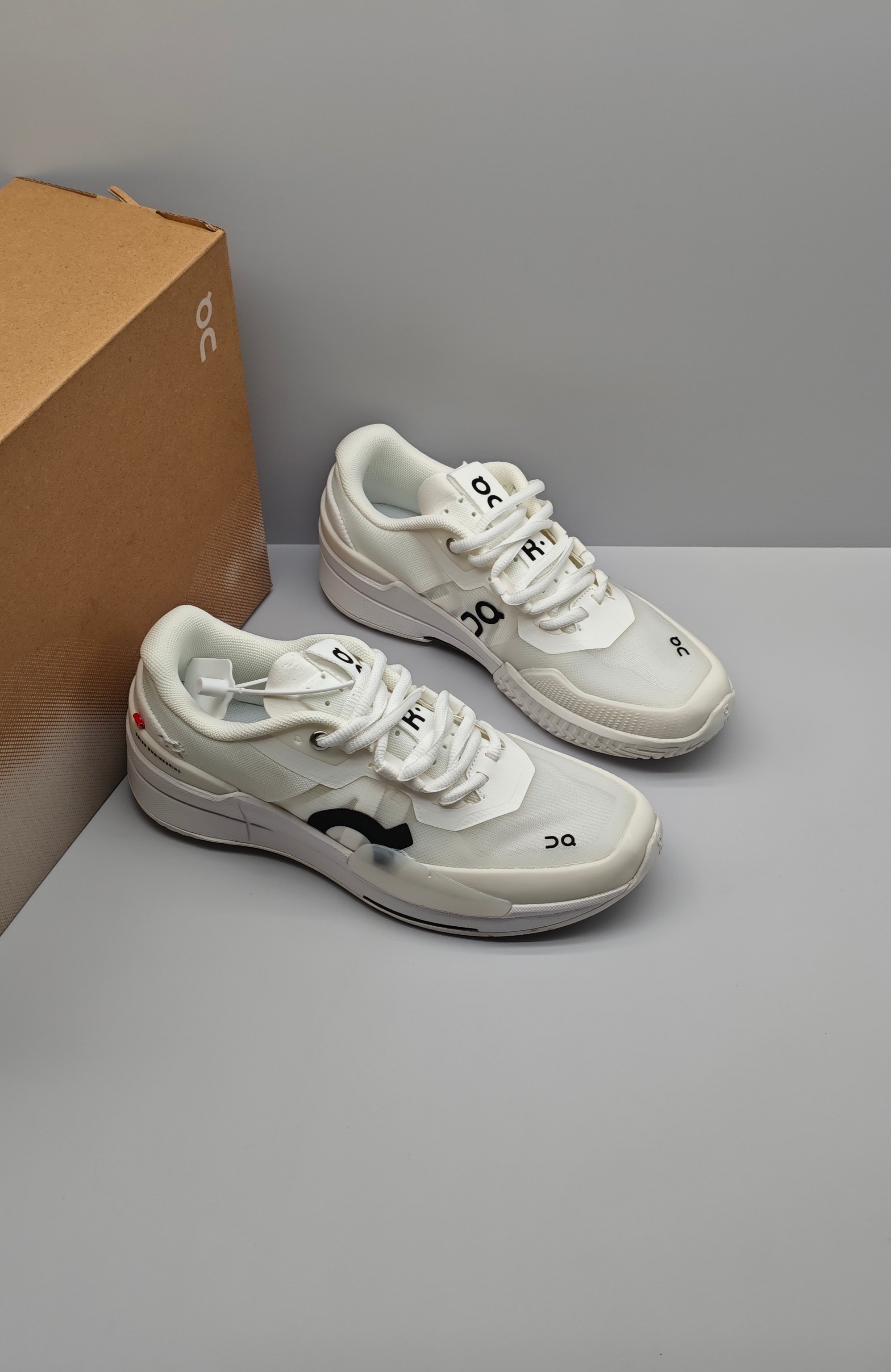 💰525 ON THE THE ROGER 2 昂 昂 昂 费 SIZE: 36 37 38 39 40 41 42 43 44 45 - 图片 4