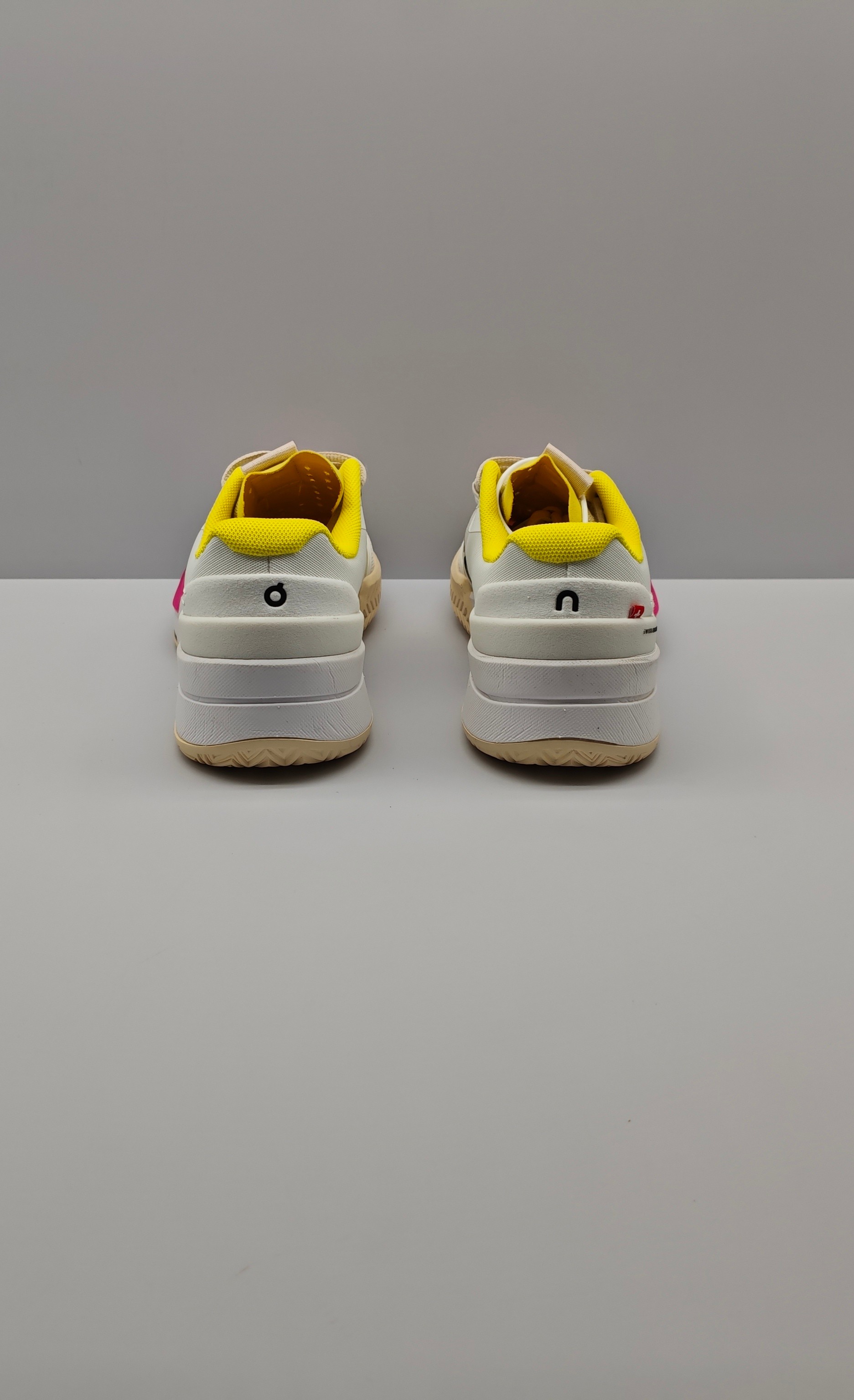 💰525 ON THE THE ROGER 2 昂 昂 昂 费 SIZE: 36 37 38 39 40 41 42 43 44 45 - 图片 3