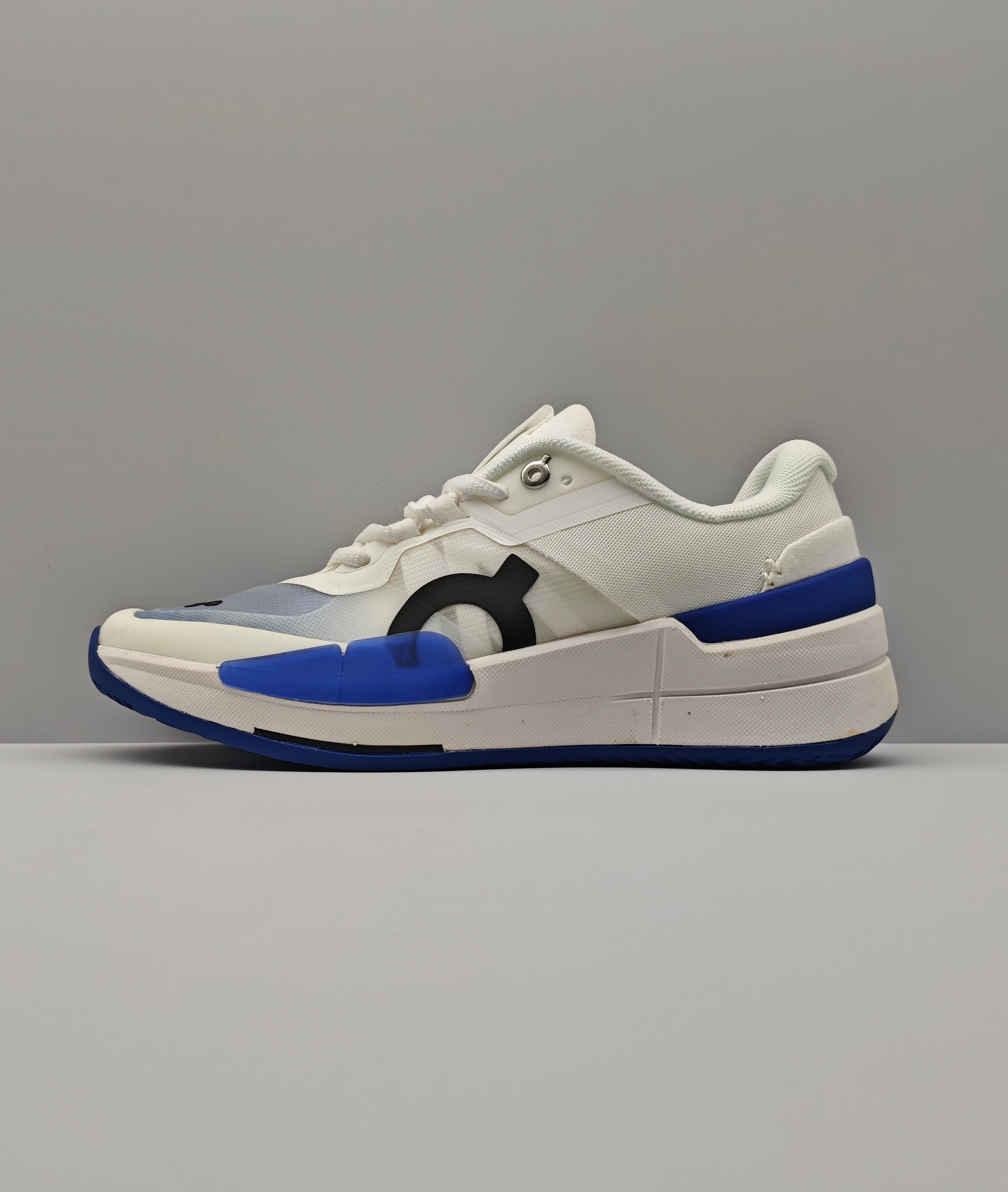 💰525 ON THE THE ROGER 2 昂 昂 昂 费 SIZE: 36 37 38 39 40 41 42 43 44 45