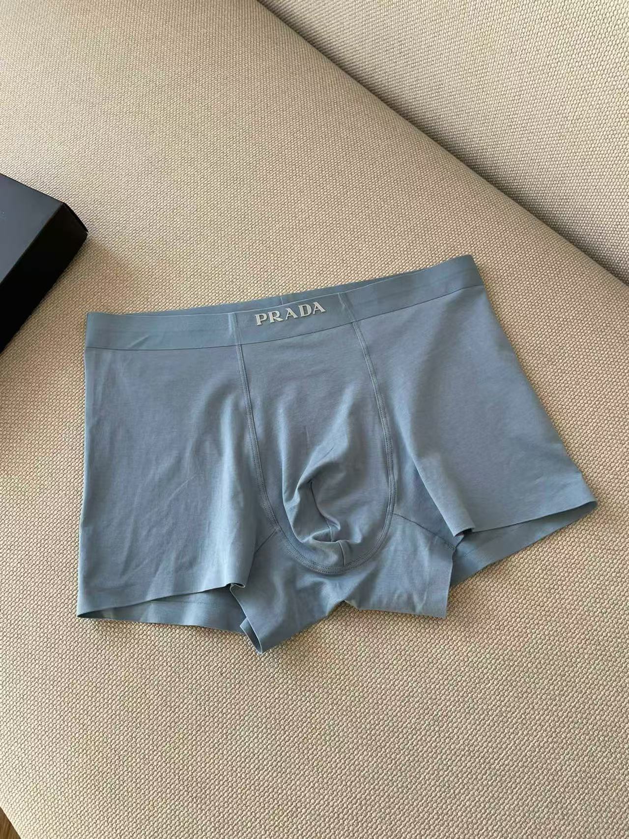 新品！PRADA 普拉达！原单品质！无缝切割工艺 科学配 91%莫代尔+9%氨纶，丝滑 透气 舒适！有型