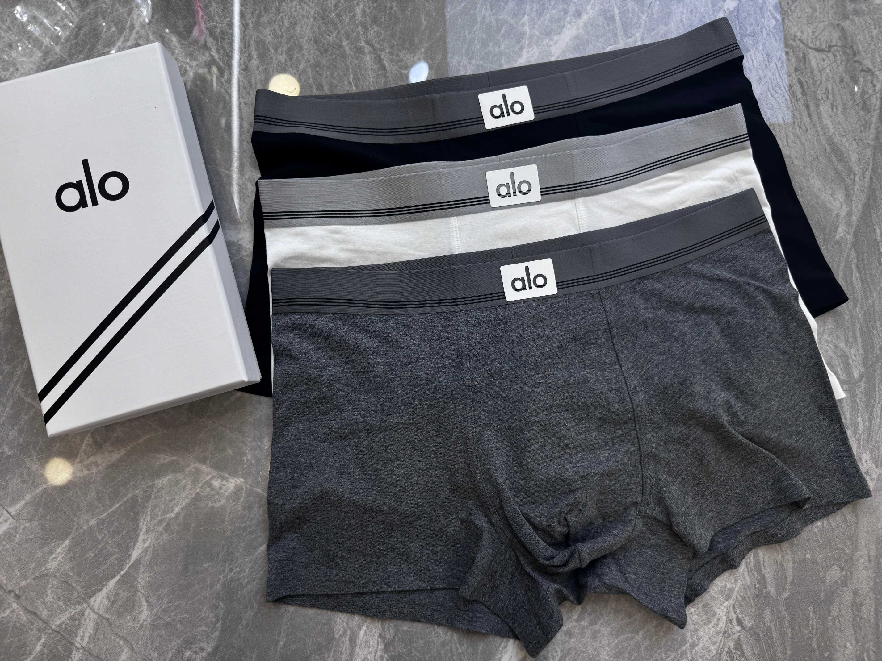 P80 aio3D 滴胶 专柜最新设计版[哇][哇]双针纯棉质量！穿着舒适透气！时尚潮流[吃瓜]