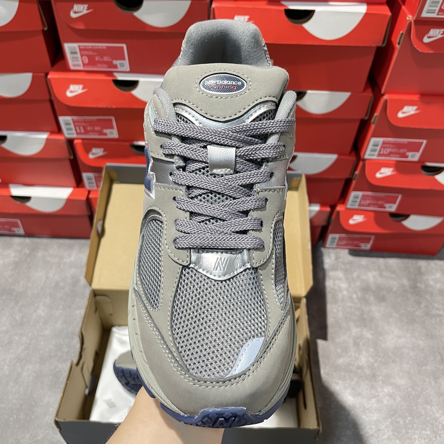 H纯原 💰240
New Balance NB2002R系列 ML2002RA
独家私模 官方99%复刻 6层组合大底
原楦、原纸板、独家私模组合底.abzorb搭配ndurance橡胶大底,还原原版耐磨性、抓地力、弹性和缓震性能 后续新配色陆续出货 长期供应
经历几个月改版.调整.极致还原出货 2025新版鞋型 拒绝杀猪 欢迎对比市面各种虚高版本
尺码:36-47.5