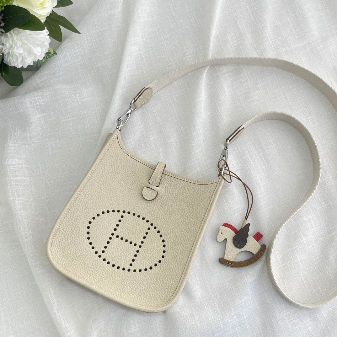 Hermès Year-end spot!! Evelyne series