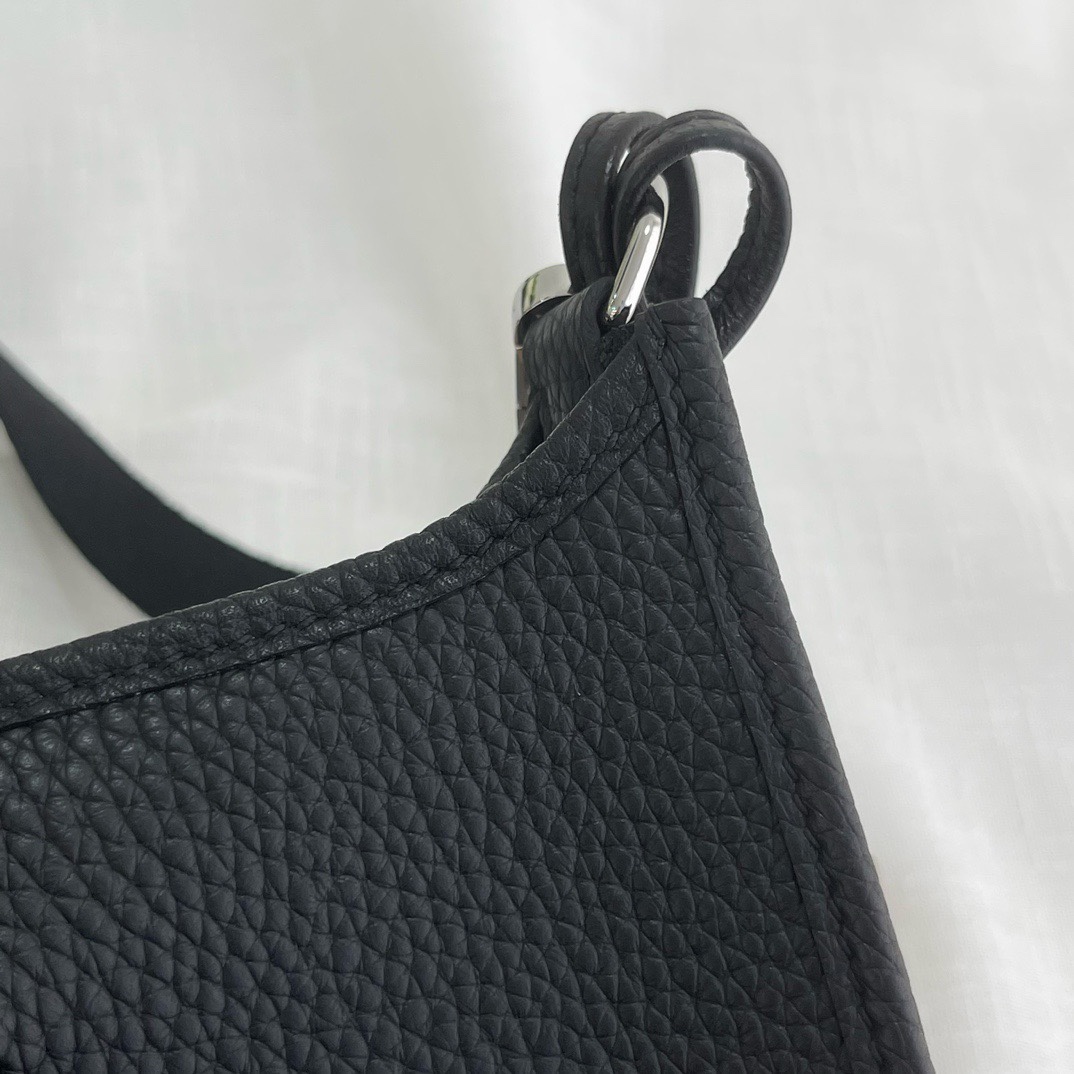 Hermès Year-end spot!! Evelyne series