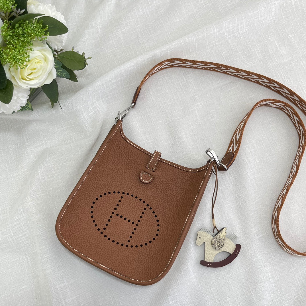 Hermès Year-end spot!! Evelyne series