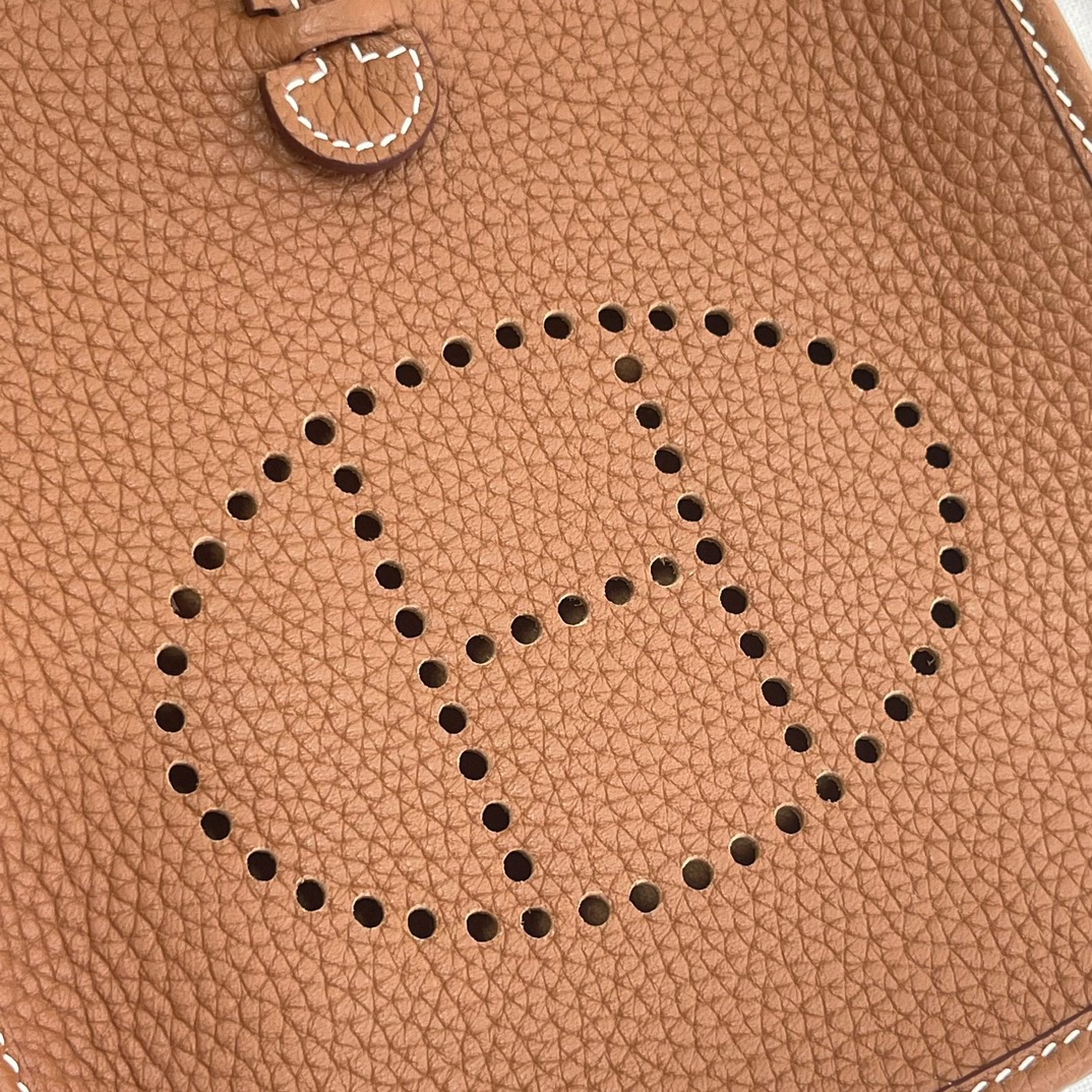 Hermès Year-end spot!! Evelyne series