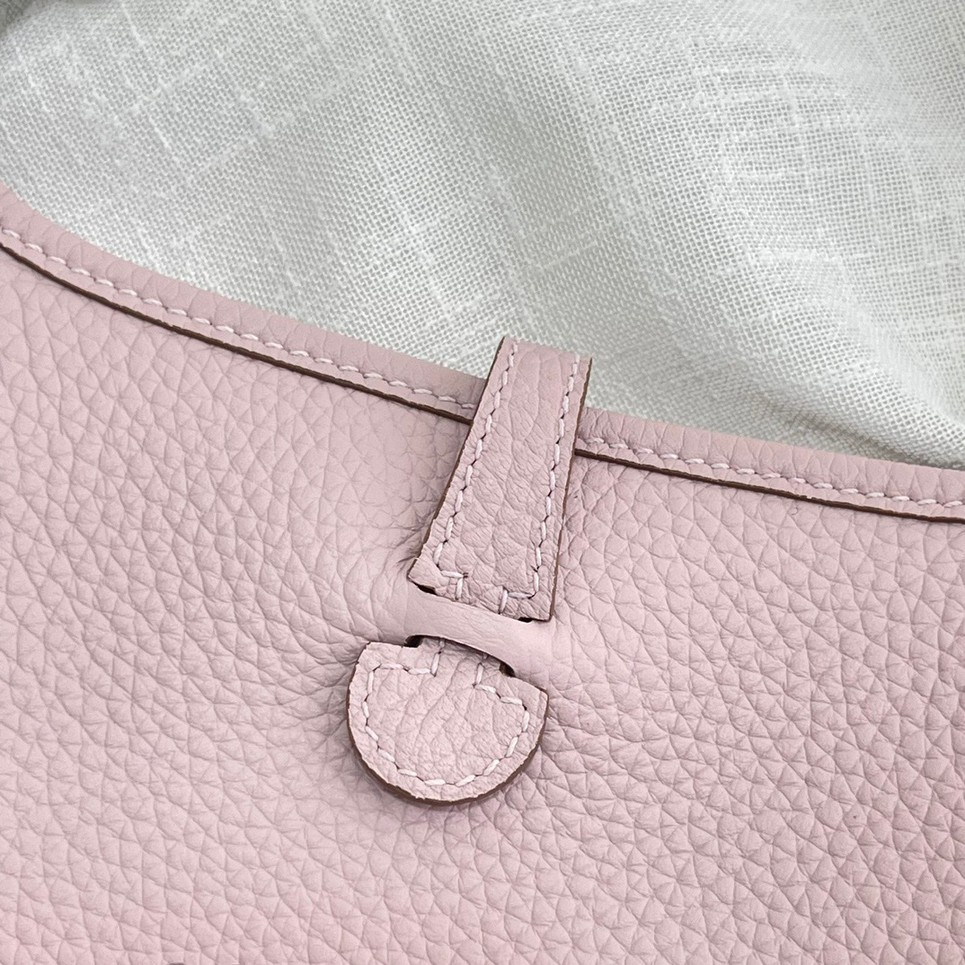 Hermès Year-end spot!! Evelyne series