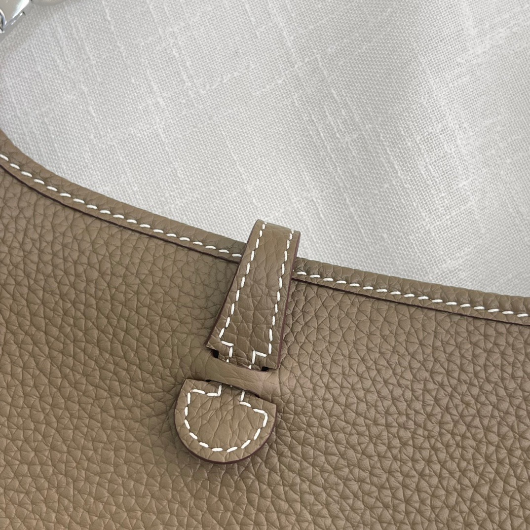 Hermès Year-end spot!! Evelyne series