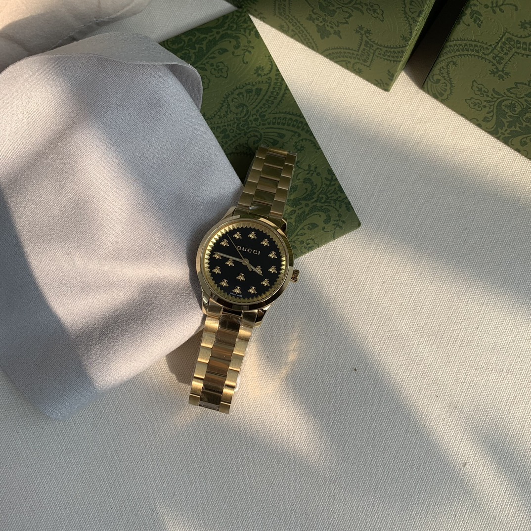 NO:146131,The golden bracelet and black plate; the black and gold color matching is not good!  The texture of gold is invincible, and it looks like a Rolex from a distance. The black and gold color scheme has always been the hottest color, and one sold will have a reputation!  Look at this texture; leave one for yourself for this quality!  !  !  ,,rolex19860909金色表链黑盘；黑金配色高级的不行！金色质感无敌,远看像是劳力士的感觉,黑金配色一直都是最热门的颜色,卖出去一个都是口碑！看着这种质感；冲着这种品质也要给自己留一个！！！,,rolex,Watch