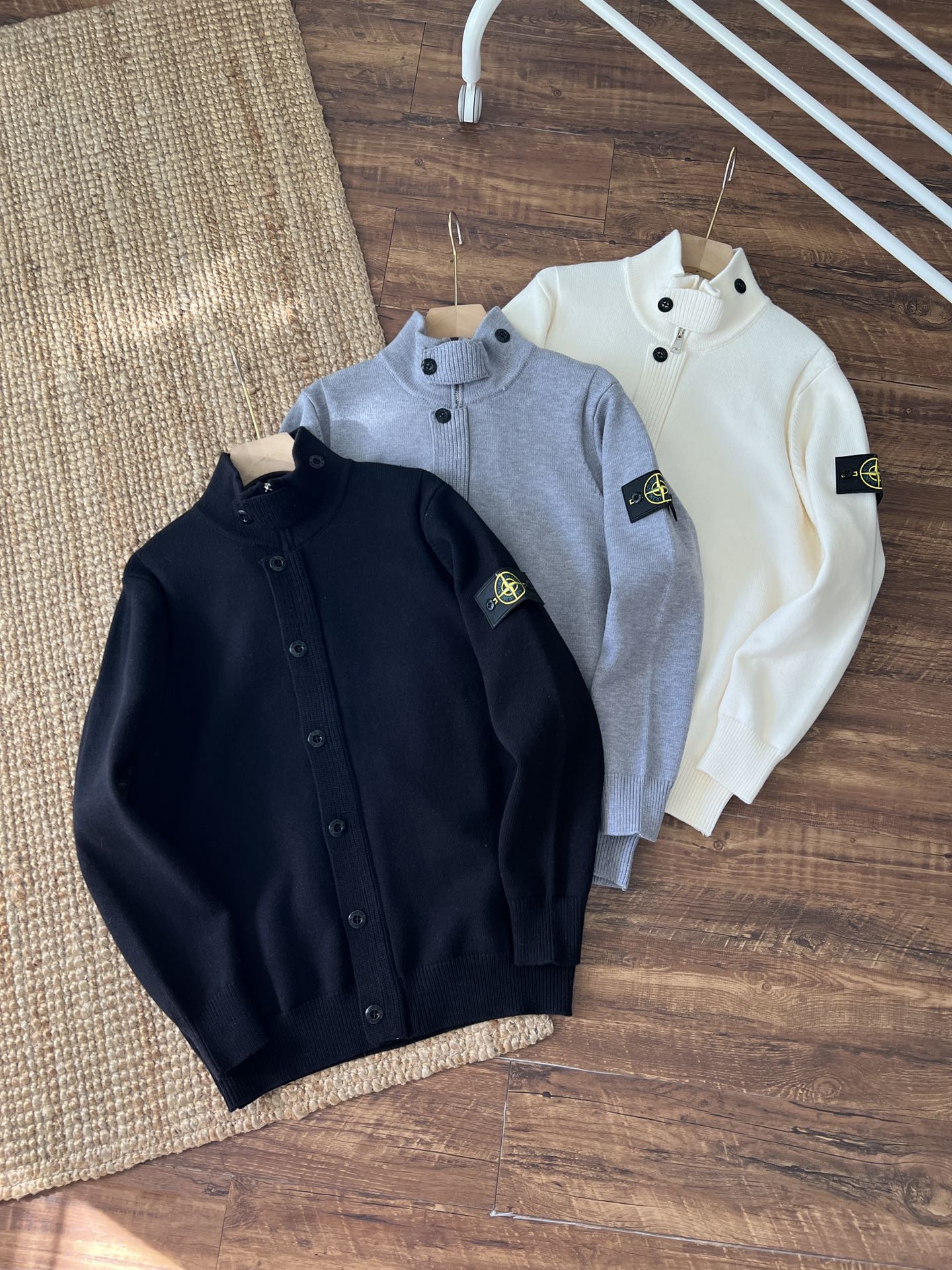 _dnC9smD0CAUMUqpafaxPFerlWFFn-fQCn5hkfZA