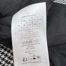D家 26春夏新款 千鸟格蝴蝶结背心连衣裙 经典千鸟格设计 优雅复古气质满分汁 领口黑色蝴蝶结点缀 精致 D家 26春夏新款 千鸟格蝴蝶结背心连衣裙 经典千鸟格设计 优雅复古气质满分汁 领口黑色蝴蝶结点缀 精致