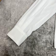 L家 26春夏新款 老花飘带娃娃领衬衫 春夏穿超舒服!白色主色+黑白老花飘带 复古优雅 飘带可拆卸 搭配 L家 26春夏新款 老花飘带娃娃领衬衫 春夏穿超舒服!白色主色+黑白老花飘带 复古优雅 飘带可拆卸 搭配