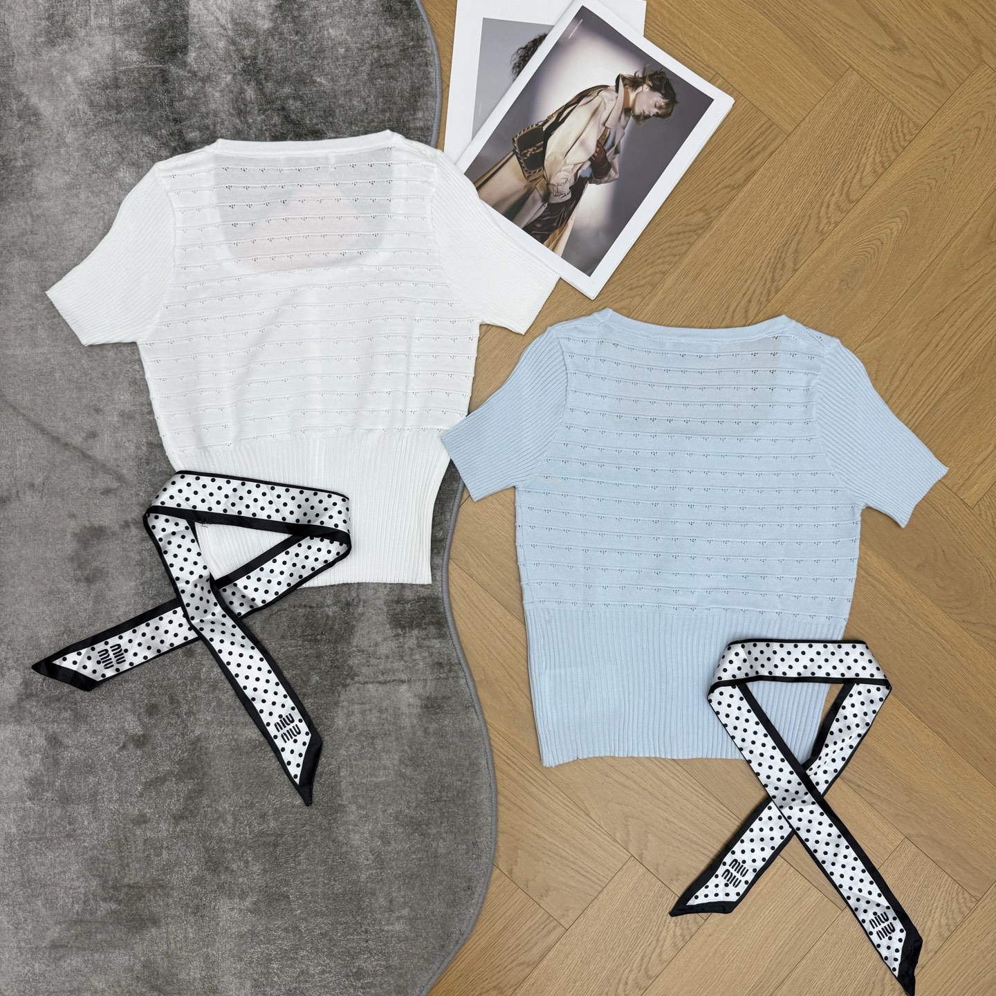 Miu家 26夏季新款 方领针织短袖✨自带同品牌波点丝巾，甜妹氛围感直接拉满！坑条镂空针织面料，软糯亲肤