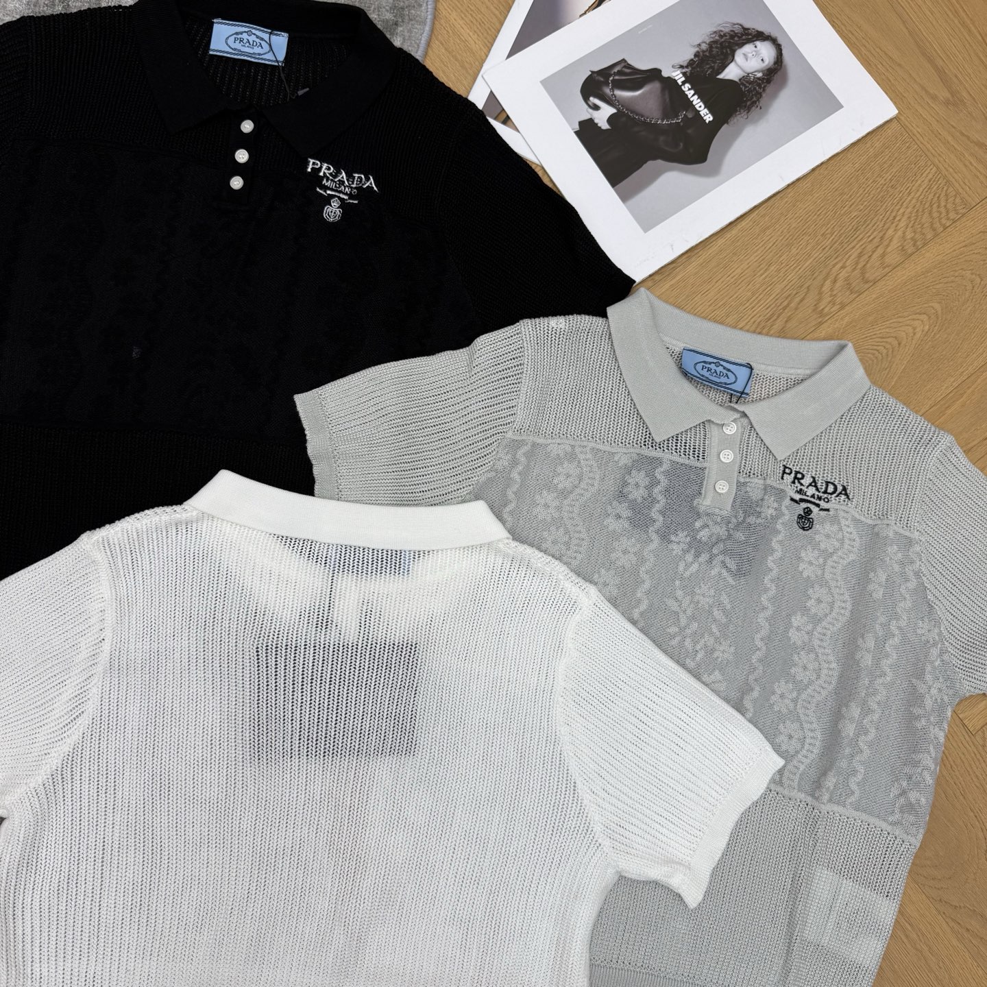 PD家 26夏季新款 polo针织短袖 采用轻薄透气天丝混纺面料 夏天穿超舒服 POLO领+镂空花纹拼接