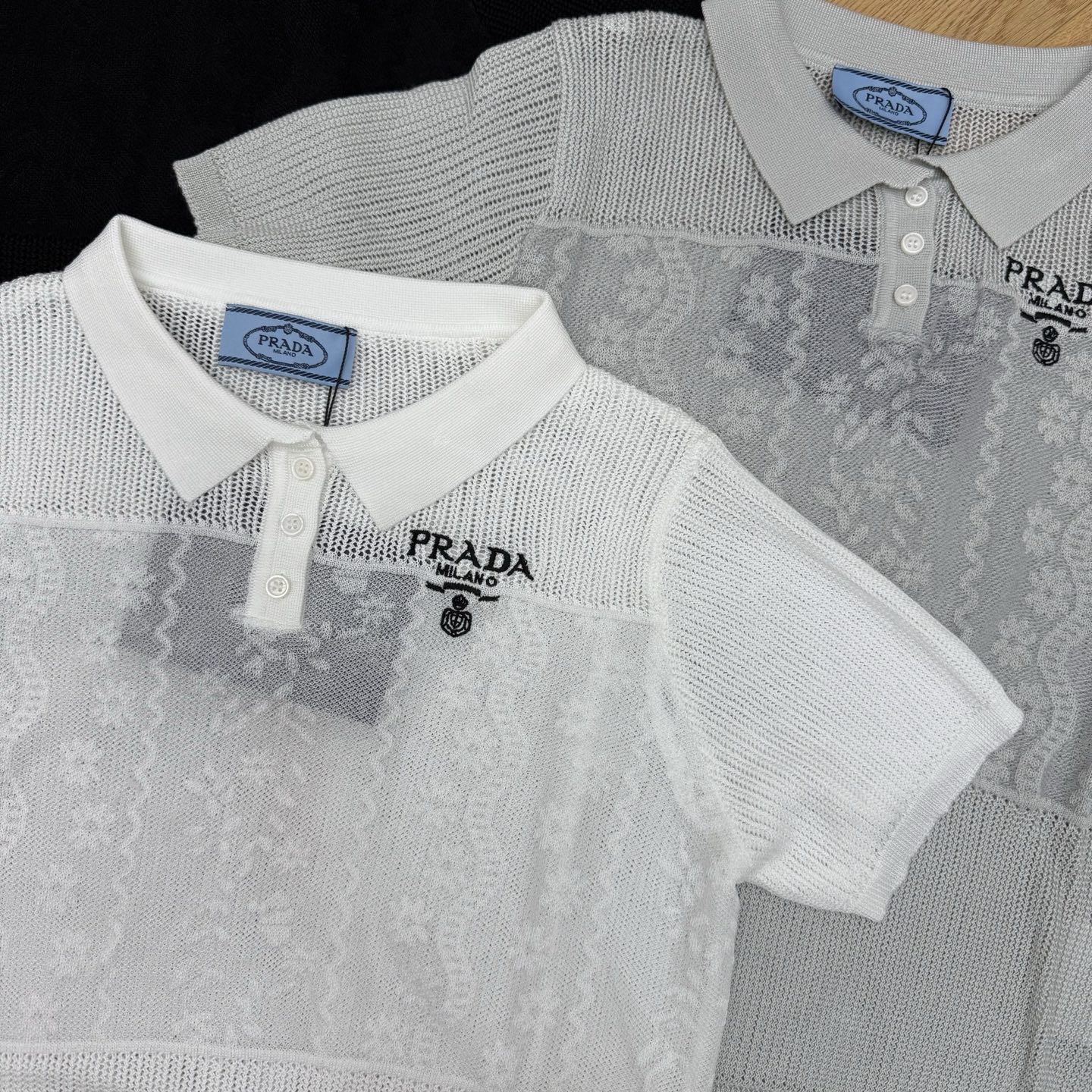 PD家 26夏季新款 polo针织短袖 采用轻薄透气天丝混纺面料 夏天穿超舒服 POLO领+镂空花纹拼接