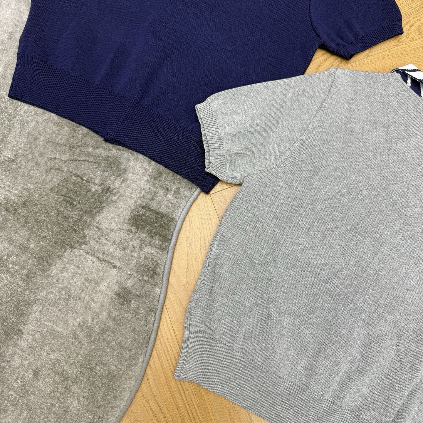PD家 26夏季新款 领结口袋短袖针织开衫，细腻柔滑精纺针织面料，轻薄透气，春夏单穿无负担，撞色领结设计