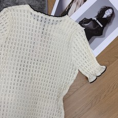 Miu家 26夏季新款 撞色花边镂空针织连衣裙,精选透气竖条镂空针织纱线,肌理细腻通透,夏日上身清爽不闷 Miu家 26夏季新款 撞色花边镂空针织连衣裙,精选透气竖条镂空针织纱线,肌理细腻通透,夏日上身清爽不闷