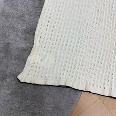 Miu家 26夏季新款 撞色花边镂空针织连衣裙,精选透气竖条镂空针织纱线,肌理细腻通透,夏日上身清爽不闷 Miu家 26夏季新款 撞色花边镂空针织连衣裙,精选透气竖条镂空针织纱线,肌理细腻通透,夏日上身清爽不闷