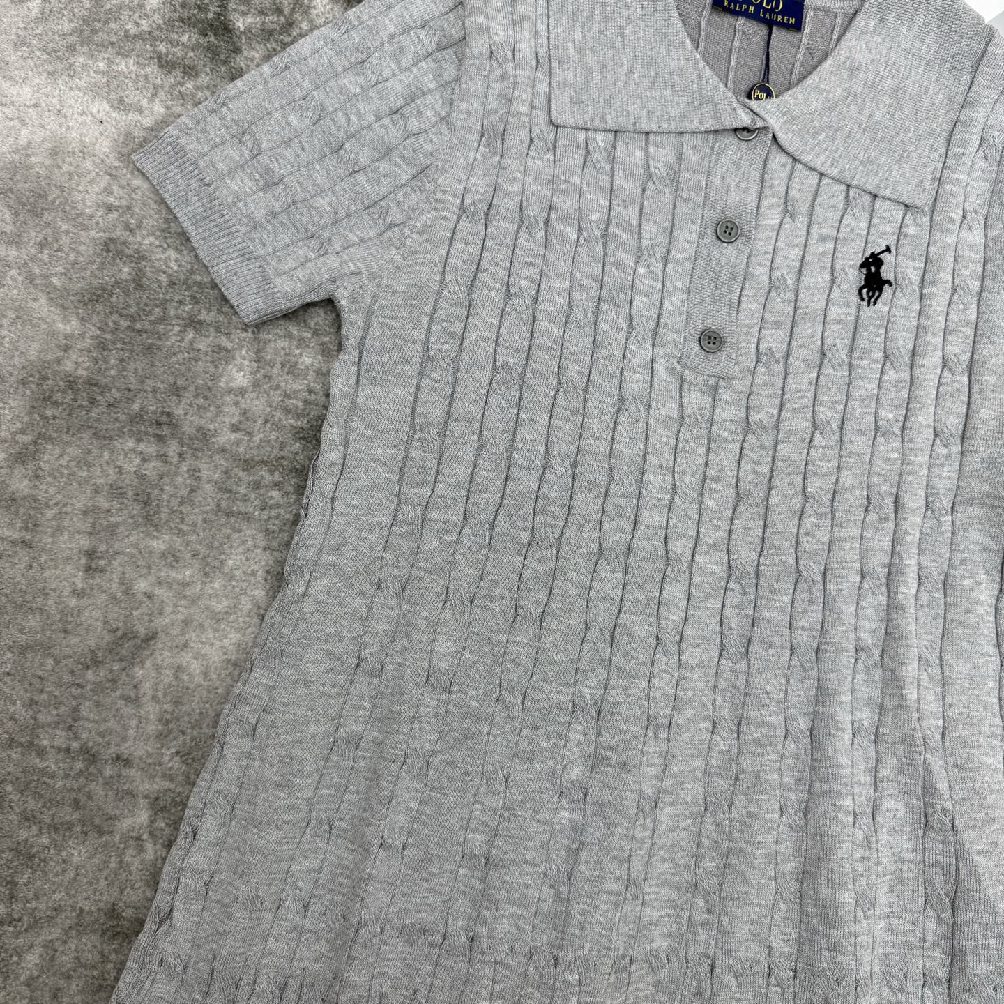拉夫家 26夏季新款 绞花针织Polo连衣裙，细腻扭绞麻花针织面料，肌理软糯亲肤，透气不闷，自带复古学院