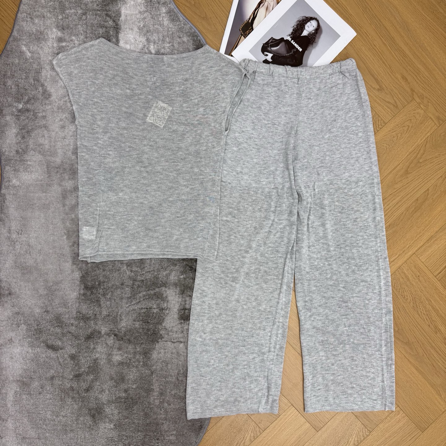 LW 26夏季新款 麻灰针织无袖阔腿裤套装，甄选轻薄透气麻灰针织纱线，软糯垂顺，上身轻盈无负重，夏日久穿