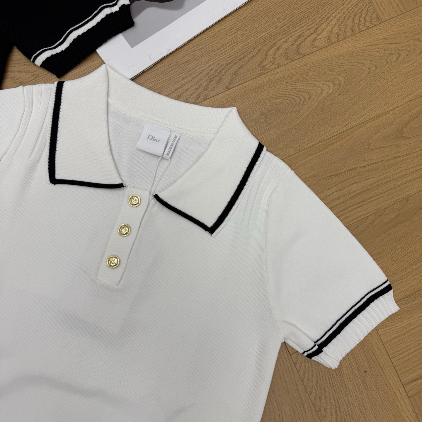 D家 26夏季新款 经典撞色Polo针织短袖，细腻冰感针织面料，顺滑垂坠，透气不粘身，夏日穿着清爽舒适，