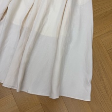 Lp 夏季新款 亚麻无袖衬衫半身裙两件套,柔和低饱和色系,温柔显白不挑皮,上衣经典翻领无袖工装衬衫,双口 Lp 夏季新款 亚麻无袖衬衫半身裙两件套,柔和低饱和色系,温柔显白不挑皮,上衣经典翻领无袖工装衬衫,双口