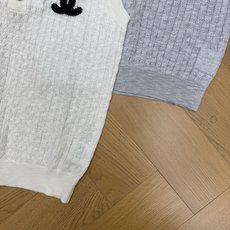 小香家 26夏季新款 Polo领镂空针织无袖马甲,立体方格镂空针织肌理,轻薄通透,夏日穿着透气不闷汗,经 小香家 26夏季新款 Polo领镂空针织无袖马甲,立体方格镂空针织肌理,轻薄通透,夏日穿着透气不闷汗,经