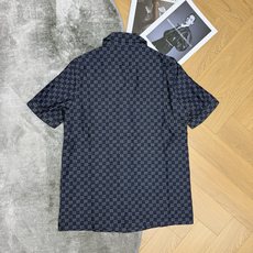G家 2026夏季新款 提花牛仔短袖衬衣外套 定制YB进口斜纹棉牛仔提花材质 质感垂顺有型 触感柔 G家 2026夏季新款 提花牛仔短袖衬衣外套 定制YB进口斜纹棉牛仔提花材质 质感垂顺有型 触感柔