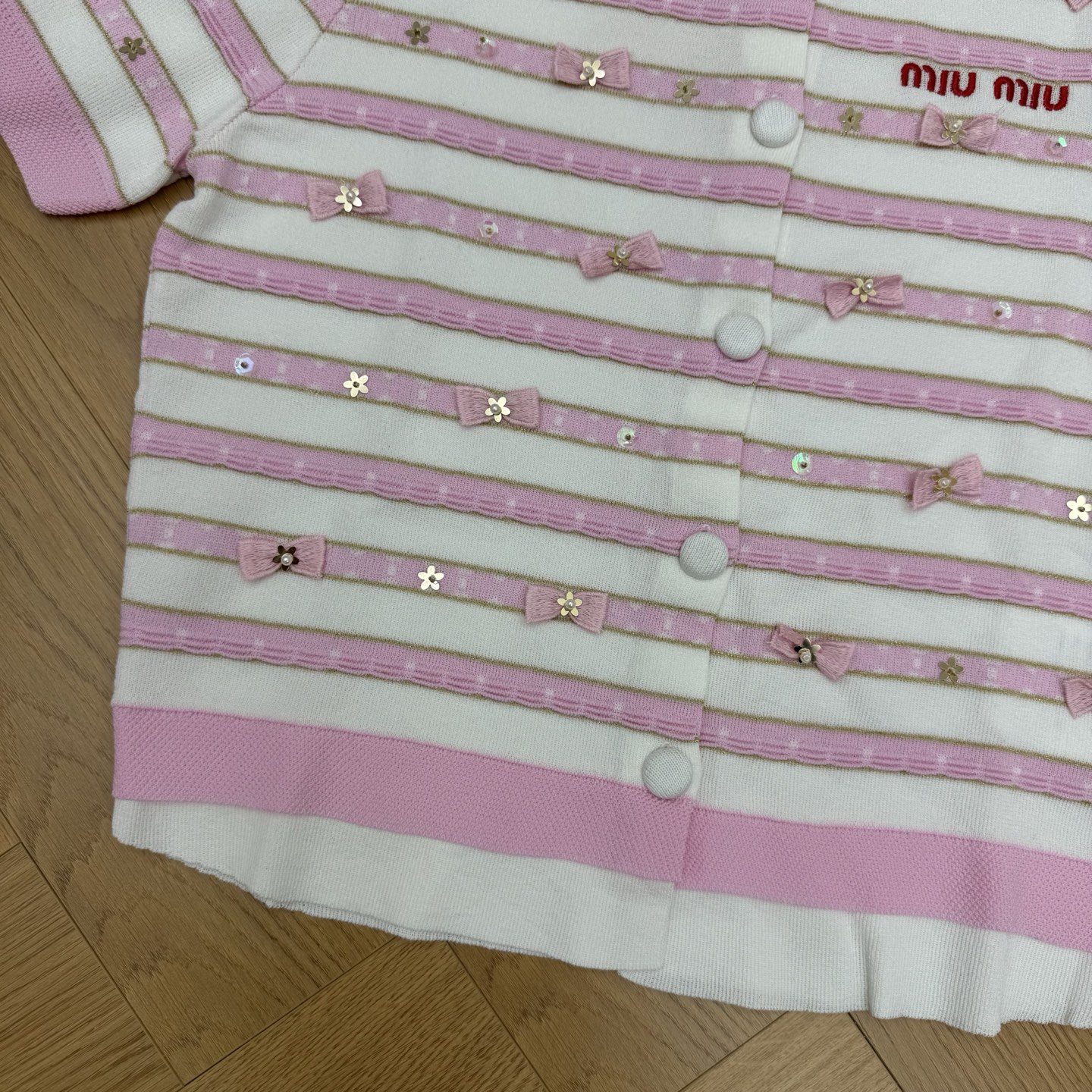 Miu家 26夏季新款 条纹针织短袖开衫，软糯透气针织面料，弹力贴身不闷肤，夏天单穿，圆领设计修饰肩颈线