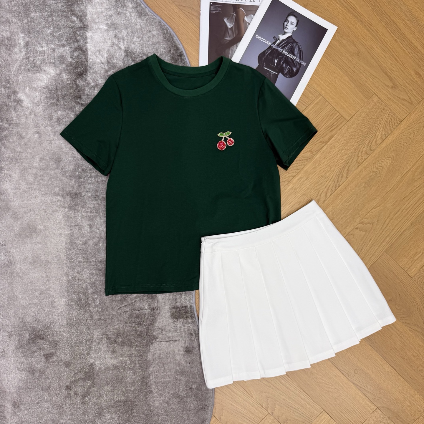 miu家 26夏季新款 樱桃T套装🍒高支纯棉短袖软乎乎不闷汗，小樱桃钉钻刺绣精致又低调，不浮夸超耐看，T
