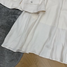 Self家 26夏季新款 工装立领半身裙套装 透气亚麻面料,面料轻薄垂顺,透气不闷汗,夏日通勤无负担,中 Self家 26夏季新款 工装立领半身裙套装 透气亚麻面料,面料轻薄垂顺,透气不闷汗,夏日通勤无负担,中