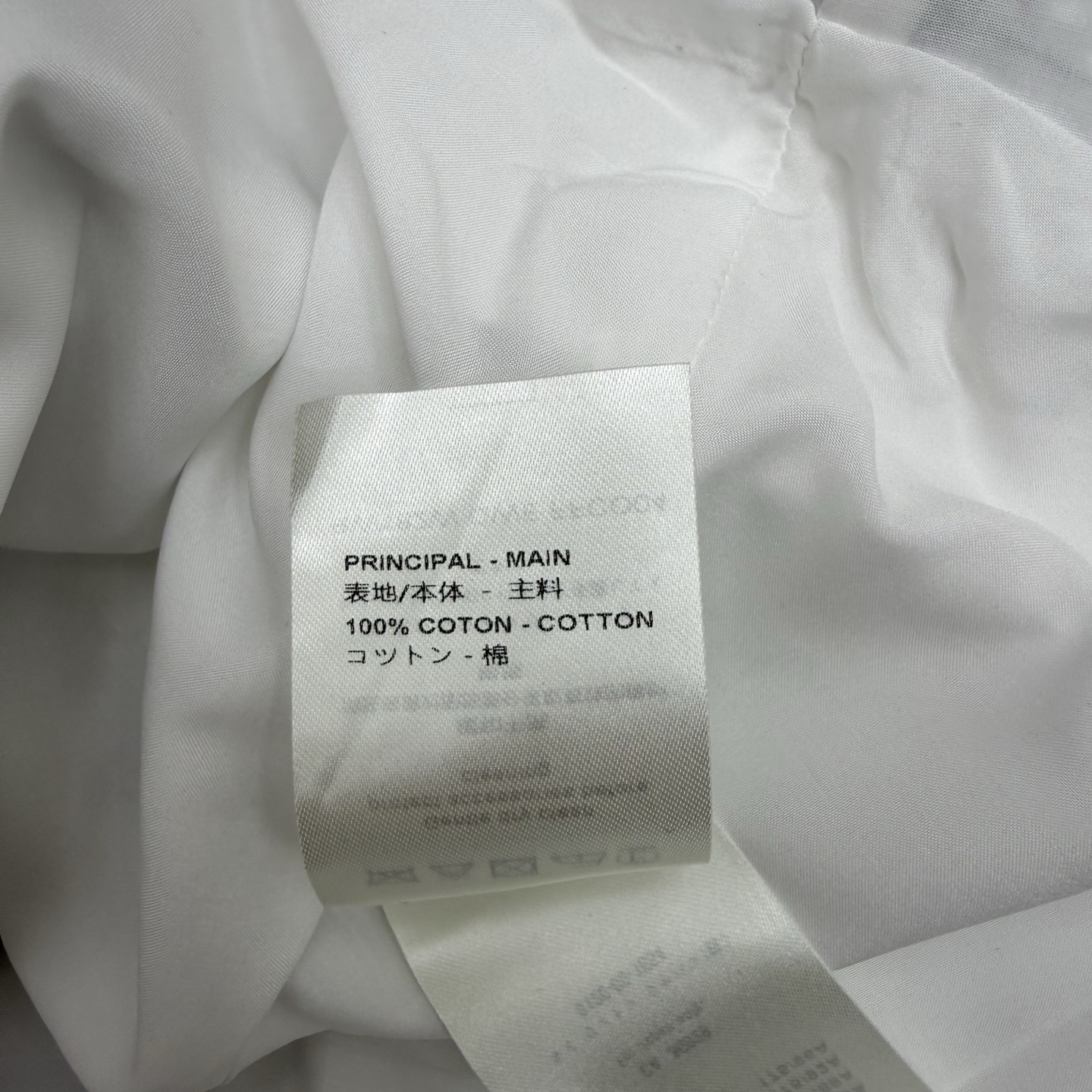 L家 26早秋新款 撞色无袖直筒连衣裙 采用高品质棉面料 挺括有型 简约方领搭配精致黑色花边包边 层次感