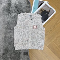 小香家 26早秋新款 杂色绞花针织马甲|温柔复古天花板✨杂点纱线针织面料,软糯亲肤透气不闷,混彩细碎彩点自带慵懒氛围感, 小香家 26早秋新款 杂色绞花针织马甲|温柔复古天花板✨杂点纱线针织面料,软糯亲肤透气不闷,混彩细碎彩点自带慵懒氛围感,