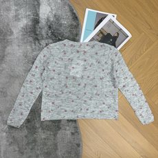 小香家 26早秋新款 玫瑰碎花针织开衫💐把法式玫瑰织进针织里,温柔氛围感直接拉满!定制轻薄透气针织纱线,软糯亲肤不扎身, 小香家 26早秋新款 玫瑰碎花针织开衫💐把法式玫瑰织进针织里,温柔氛围感直接拉满!定制轻薄透气针织纱线,软糯亲肤不扎身,