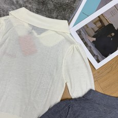 Miu家 26夏季新款 翻领针织中袖上衣,超细精纺针织面料,轻薄通透、透气不闷,自带柔和肌理感,经典翻领+微泡泡五分袖, Miu家 26夏季新款 翻领针织中袖上衣,超细精纺针织面料,轻薄通透、透气不闷,自带柔和肌理感,经典翻领+微泡泡五分袖,