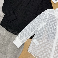 LOUISV*🏠 2026早秋新款 蕾丝领提花衬衣 定制YB进口轻薄透纱材质 质地轻盈顺滑 触感亲肤垂坠 翻领领口 LOUISV*🏠 2026早秋新款 蕾丝领提花衬衣 定制YB进口轻薄透纱材质 质地轻盈顺滑 触感亲肤垂坠 翻领领口
