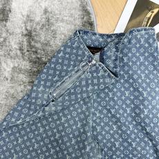 LOUISV*🏠 2026早秋新款 老花提花阔腿牛仔裤 复古感满满的老花提花阔腿牛仔裤 自带松弛大牌氛围感 定制提花水洗 LOUISV*🏠 2026早秋新款 老花提花阔腿牛仔裤 复古感满满的老花提花阔腿牛仔裤 自带松弛大牌氛围感 定制提花水洗