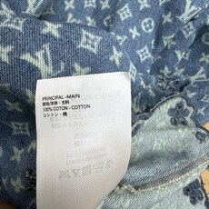 LOUISV*🏠 2026早秋新款 老花牛仔衬衫连衣裙 经典翻领衬衫式牛仔裙 自带复古松弛的轻奢格调 定制水洗牛仔面料 LOUISV*🏠 2026早秋新款 老花牛仔衬衫连衣裙 经典翻领衬衫式牛仔裙 自带复古松弛的轻奢格调 定制水洗牛仔面料