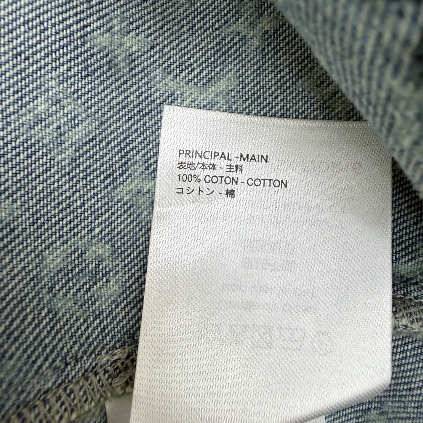 LOUISV*🏠 2026早秋新款 老花提花收腰连帽牛仔外套 经典老花提花搭配柔美元素 定制水洗牛仔面料 满幅老花暗纹低