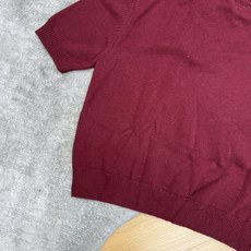 PD 26早秋新款 短款针织短袖,简约圆领版型,胸前立体刺绣字母徽章标识,复古调性拉满。软糯针织面料,触感细腻,上身舒适 PD 26早秋新款 短款针织短袖,简约圆领版型,胸前立体刺绣字母徽章标识,复古调性拉满。软糯针织面料,触感细腻,上身舒适
