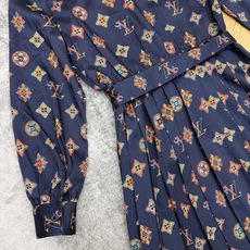 LOUISV*🏠2026早秋新款 印花领结百褶连衣裙 定制YB进口缎面材质 顺滑垂坠 光泽高级 沿用翻领蝴蝶结飘 LOUISV*🏠2026早秋新款 印花领结百褶连衣裙 定制YB进口缎面材质 顺滑垂坠 光泽高级 沿用翻领蝴蝶结飘