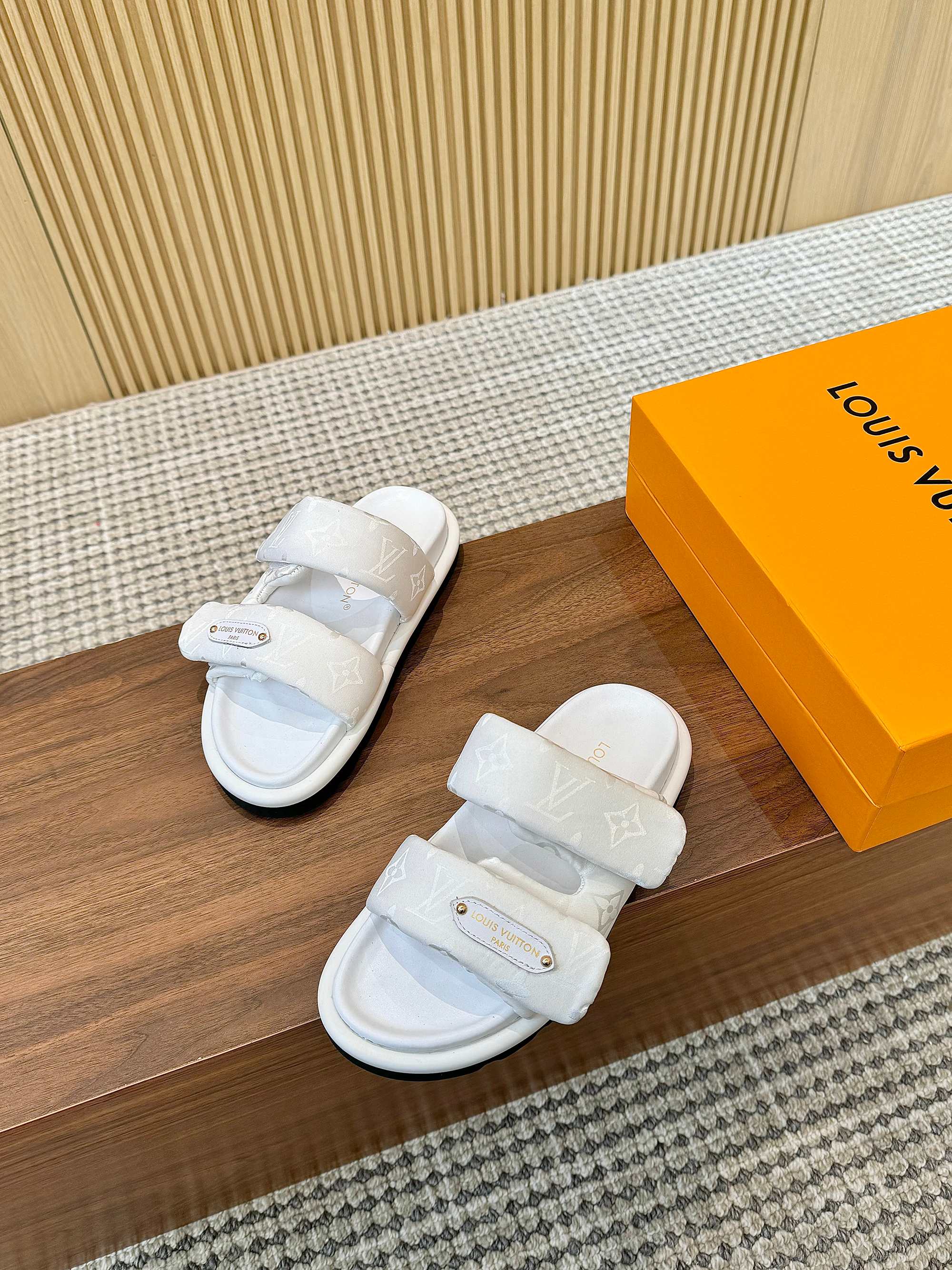 Louis Vuitton Women's White Monogram Embossed Archlight Flat Sandals 5 a1741773366716 4307